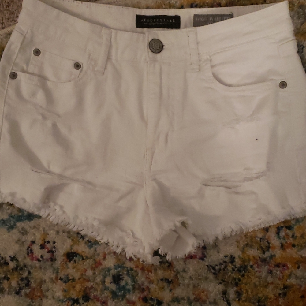 Shorts - Picture 1 of 4